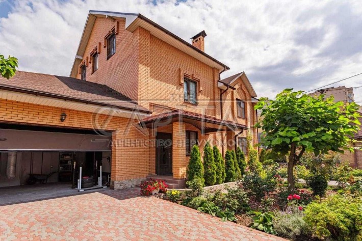 Продаж будинку Софіївська Борщагівка 423 кв.м. фасад ЖК Софія - фото 1