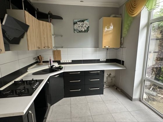 Таунхаус с ремонтом в Малиновском районе Одесса