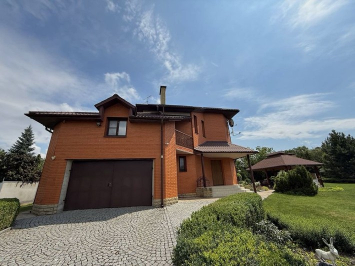Дом на Холодной горе. Участок-16 соток .245 м2. Старт- 220000$. ТОРГ - фото 1