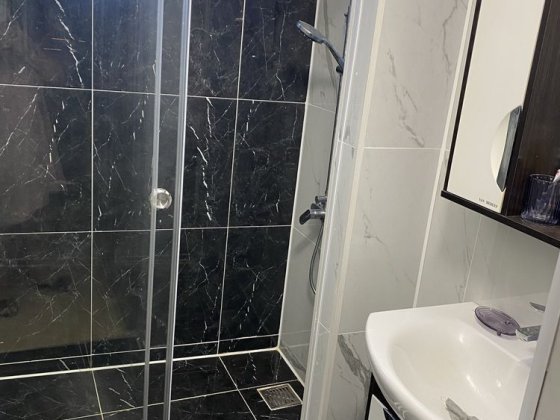 Дом подобово дві кімнати вана, кухня, санвузол Берегове