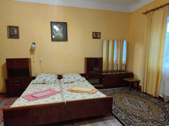 Оренда житла подобово, Берегово Берегово