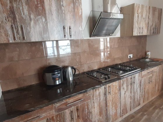 Здам подобово будинок та номери Чорноморськ