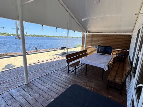 Будиночок - готель на велику компанію Канев