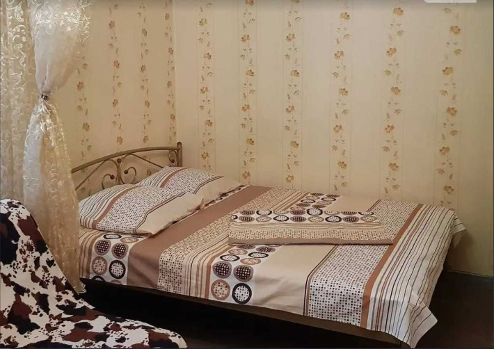 Сдам подобово 1к квартиру на просп. Повітряних Сил 10 - фото 1
