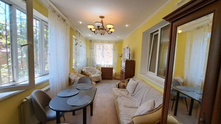 Подобова оренда будинку вул.Окружна 10б - фото 1