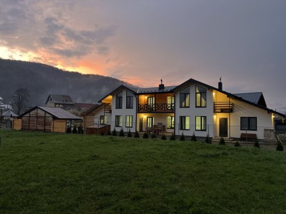 Будиночки в Микуличин,Відпочинок в карпатах котеджі Privat_Villa Микуличин