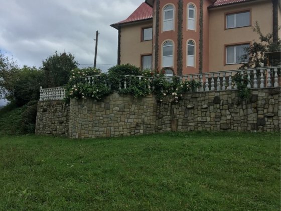 Здається житло, будинок, кімнати Ворохта