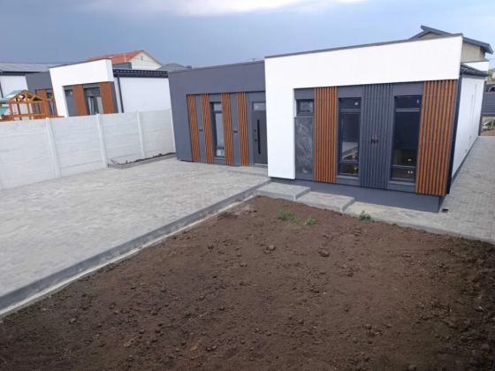 Дом на 4,5 сот Червоный Хутор. Гос акт Одеса