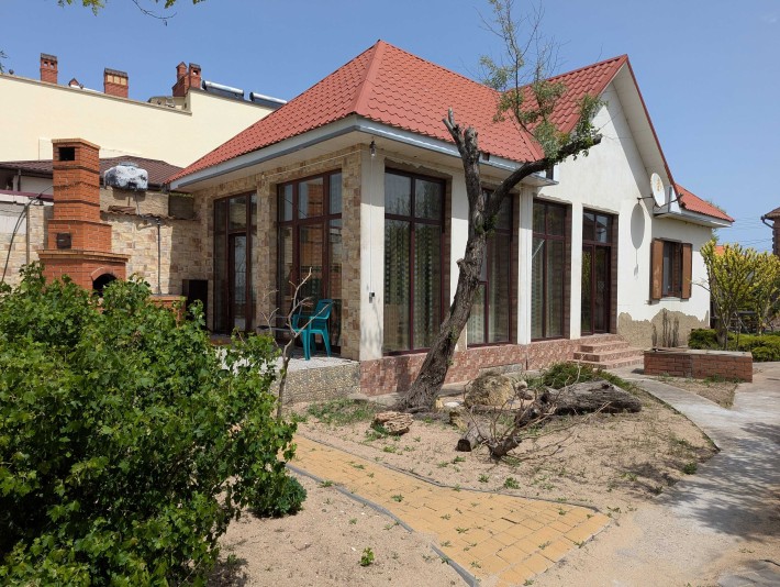 Затока. Сдам будинок на березі. Власний пляж. Подобово. - фото 1