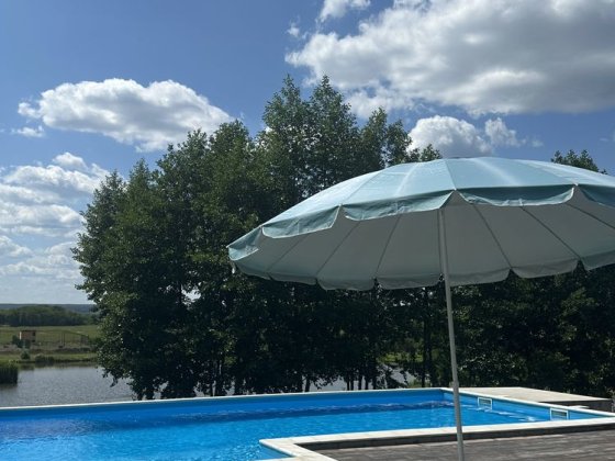 Відпочинок ,басейн , Безлюдівка Безлюдовка