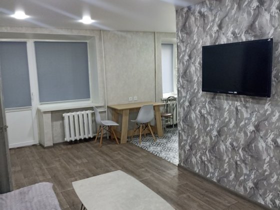 Сдам двухкомнатную квартиру посуточна Проспект соборный 3. Квартира со Александрия