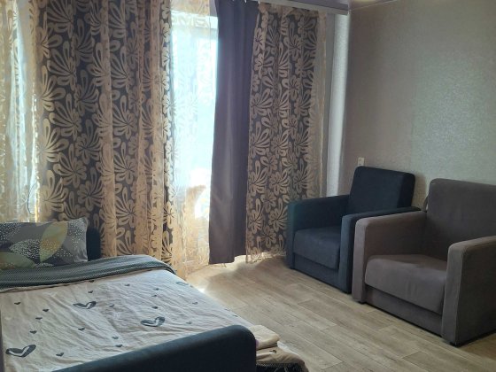 Подобово(посуточно) квартира Зміїв,Слобожанське. Зміїв