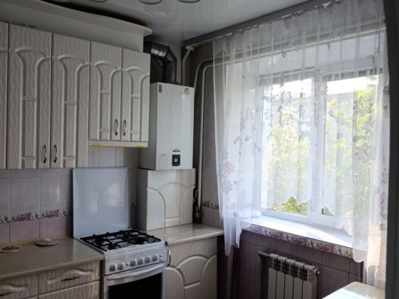 Подобово, центр міста, міський ринок. Ізюм