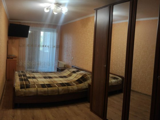 Подобова оренда 2-х кім квартира біля Критого ринку Краматорск