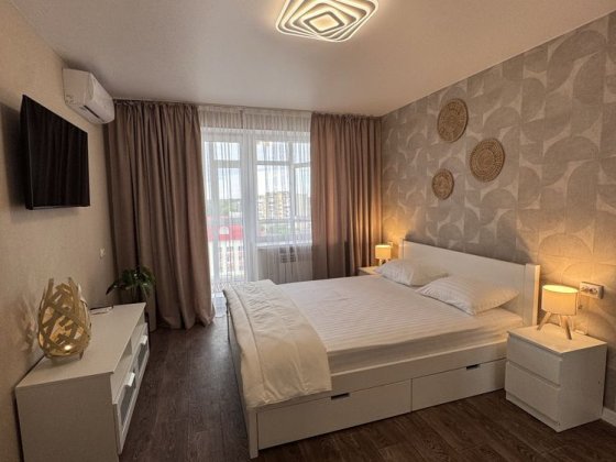 2-кімнатна квартира, апартаменти в центрі Миргорода — навпроти курорту Миргород