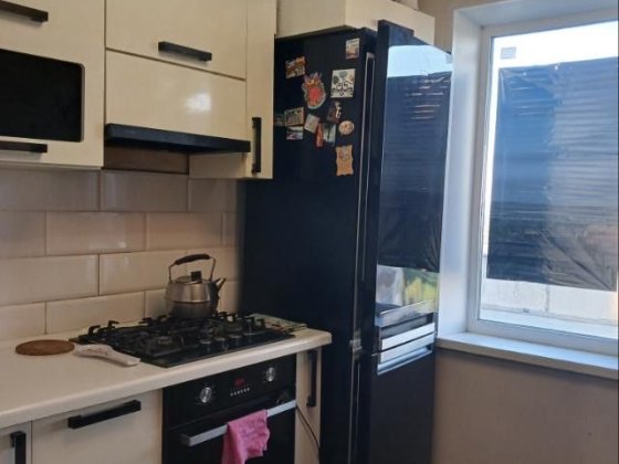 Сдам 2х комнатнуй квартиру посуточно м.р. Артема