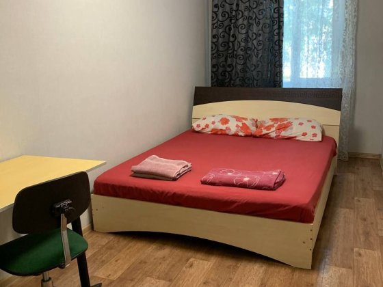 2-х кімнатна, подобово, Алмазний, 3 спальних місця, напроти зупинки Полтава