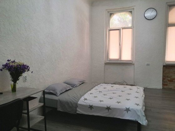 2кімн. Головна 500грн. 1-4 чол. Черновцы