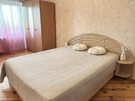 Подобово. 2-квартира в центрі. Р-н Собору Житомир