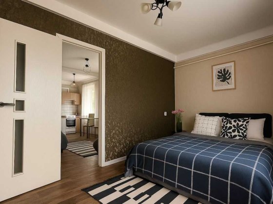 2кім. квартира - подобово. Центр, міська лікарня №5. Посуточно