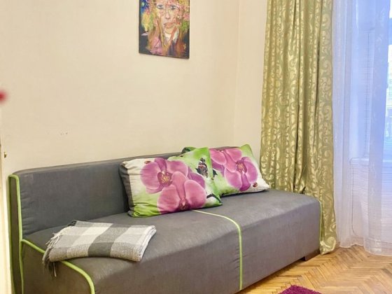 ЦЕНТР Площа Ринок погодинно подобово Львів