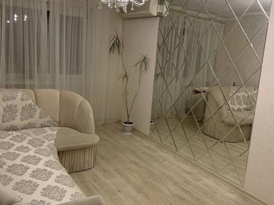 Посуточно двухкомнатная квартира Корабельный район Миколаїв