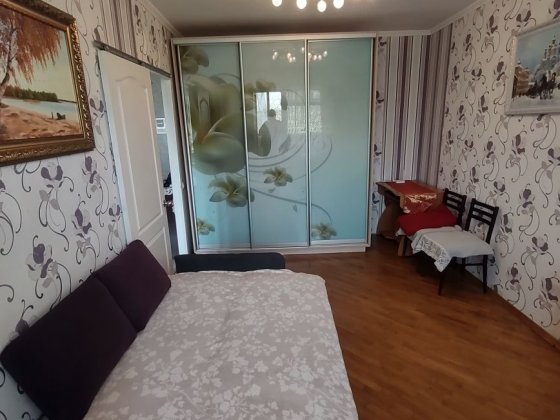 Подобово здам квартиру в Пуща Водиця. Горенка