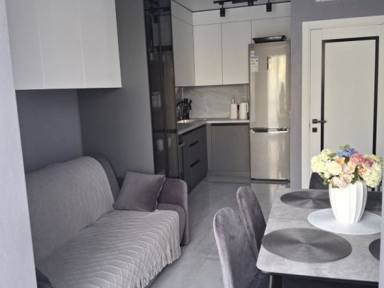 Пропоную для подобової оренди гарну та зручну квартиру Новояворівськ