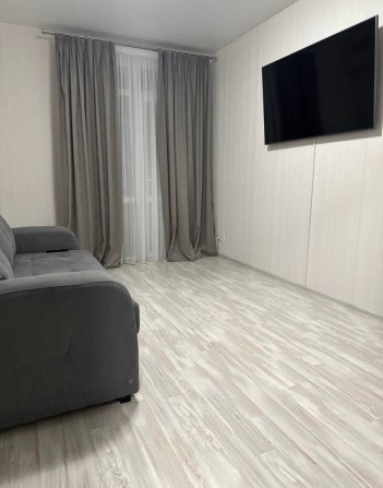 СДАМ ПОСУТОЧНО 1к квартиру в ЖК Артвиль ,  7км, 7небо, ОДЕССА - фото 1