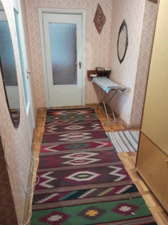 Здам одну кімнату в 3-х кімнатній квартирі - фото 1