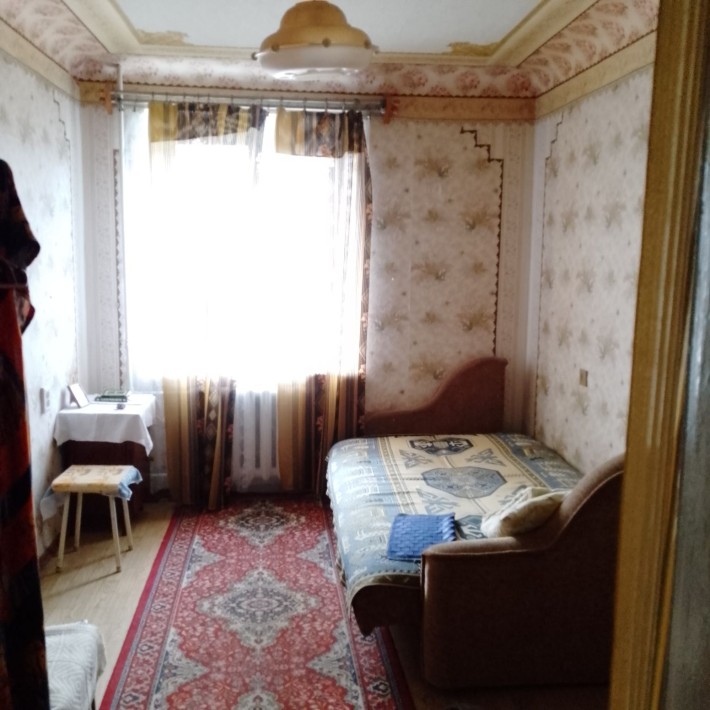 Напідселенна дівчину - фото 1