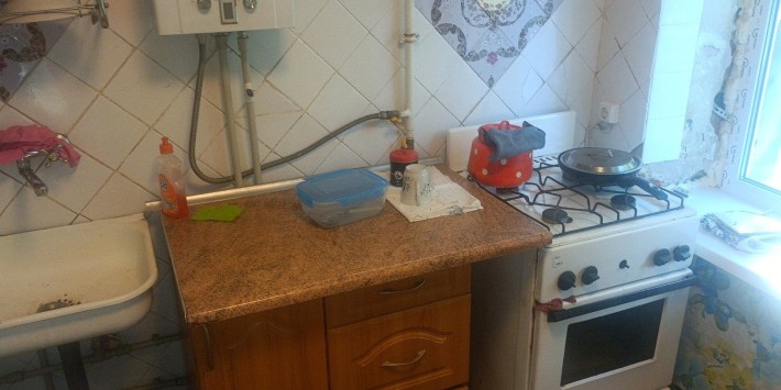 Комната в 2 ком квартире 6500 и все входит. Зигина. - фото 1