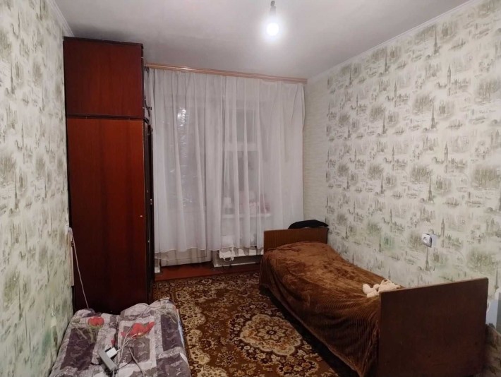 Кімнати в 3-х кімнатній квартирі в центрі без проживання власників. - фото 1