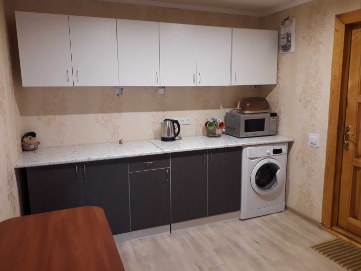 Сдам свою гостинку Новые Дома  Коммунальный рынок - фото 1