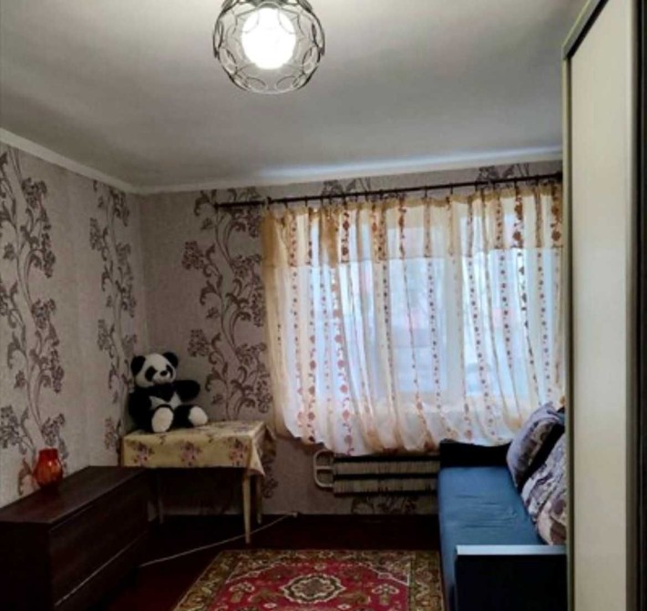 Здається кімната біля м .Заводська  вул.Георг. Тарасенка б.147    2200 - фото 1