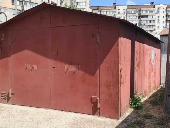 Сдам гараж во дворе Муравейника Кривой Рог