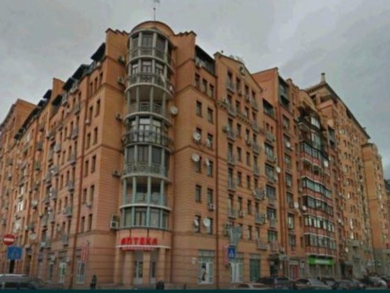 Паркоместо на паркинге П.Мирного, 14 Киев