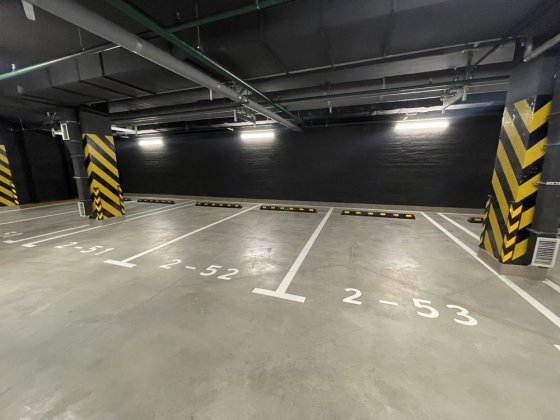 Паркомісце, паркінг, центр, Київ, TRIINITY, Палац України, Печерськ