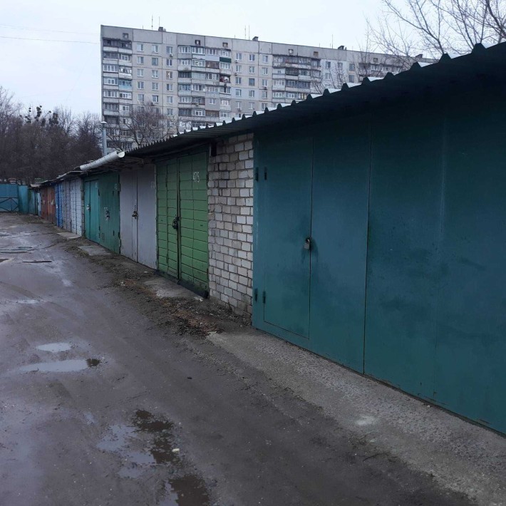 Сдам гараж возле 520 м\р или продам - фото 1