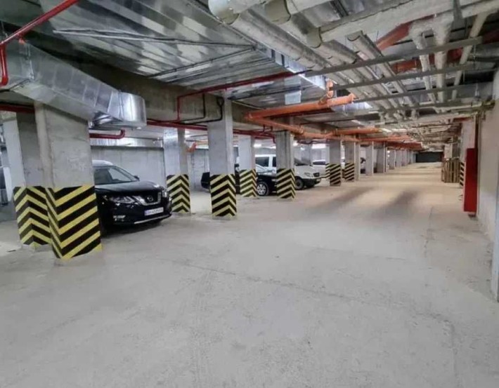 Сдам в аренду Паркоместо  ЖК Малинки 3400грн  от владельца - фото 1