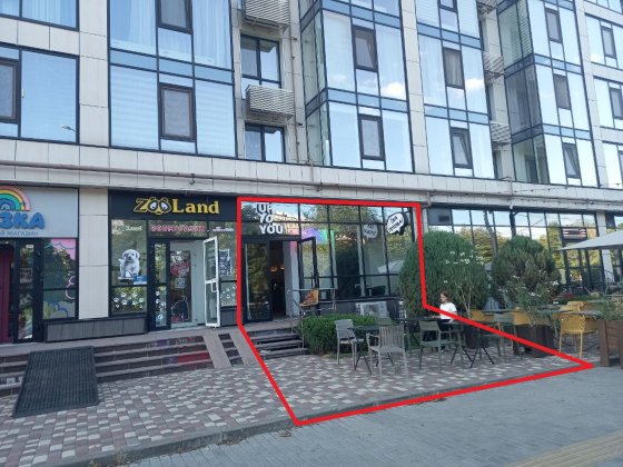 Нове Оренда магазина на червоній лінії в ЖК "САЛЮТ" свіжий ремонт, вода, каналізація. Дніпро