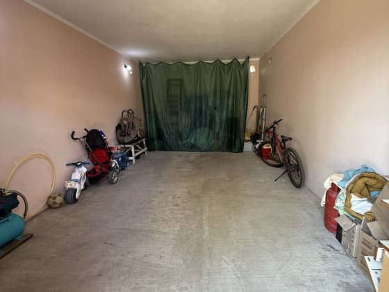 Гаражи на 4 авто и помещение под СТО, район Провадийской и Лазо Белгород-Днестровский