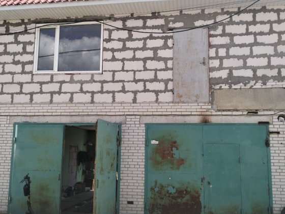 Гараж  Автомобіліст Бровари