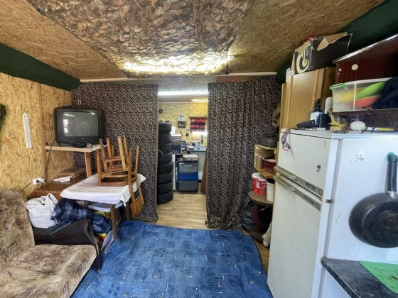 Гараж автолюбитель 15 рядом селикатное озеро реальному покупателю торг Кременчук