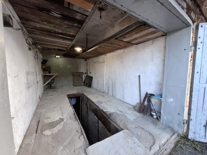 Гараж в центрі міста, з документами, кооператив Рубін - фото 1