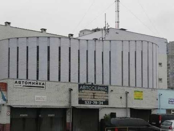 Гаражний бокс біля метро Харківська Київ