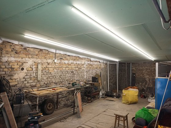 Продам большой гараж из 2х Запоріжжя