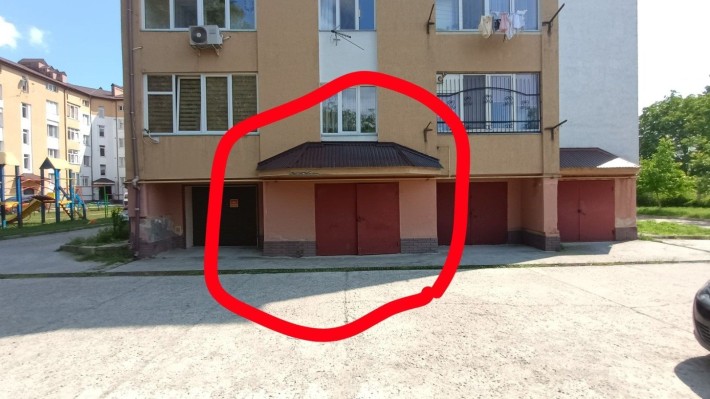 Продам великий гараж на дві машини - фото 1
