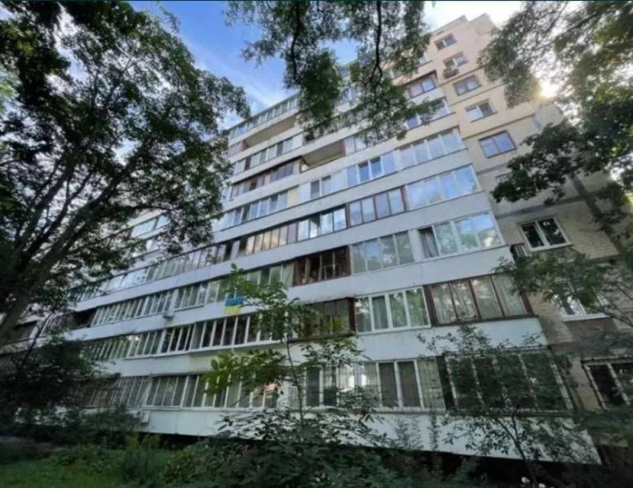 Продаж 2-кімнатної квартири на вул. Липківського, 13, метро Вокзальна - фото 1