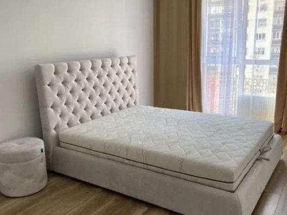 Продаж 3-кімнатної квартири по вул. Липківського (Урицького), 16г Київ